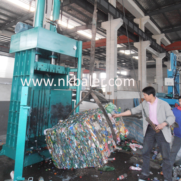 PET cans baler machine  (7).jpg